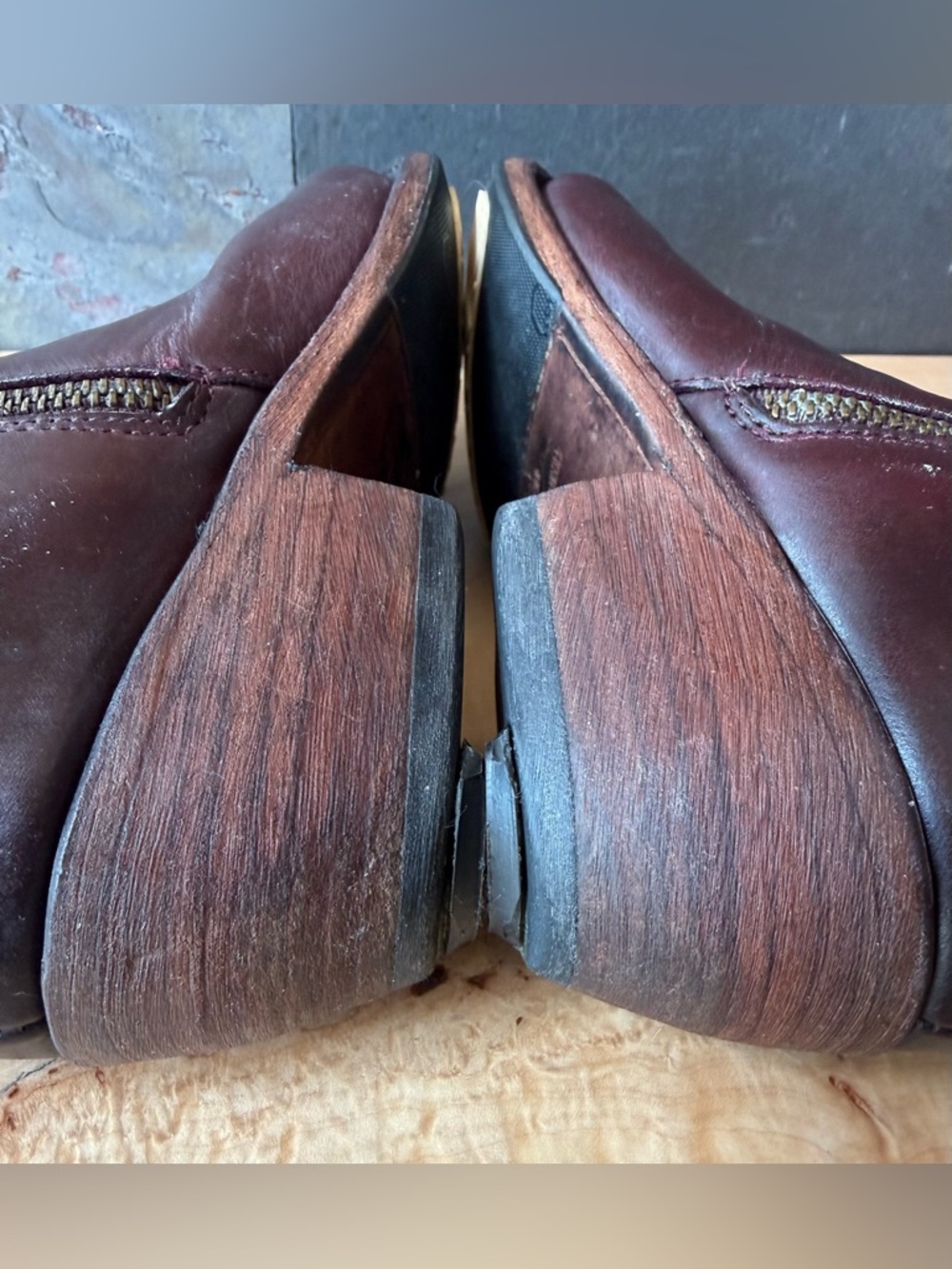 LibertyBlack twin zip booties, 8.5, deep maroon shade, EUC, Mexico, sturdy - Picture 10 of 16